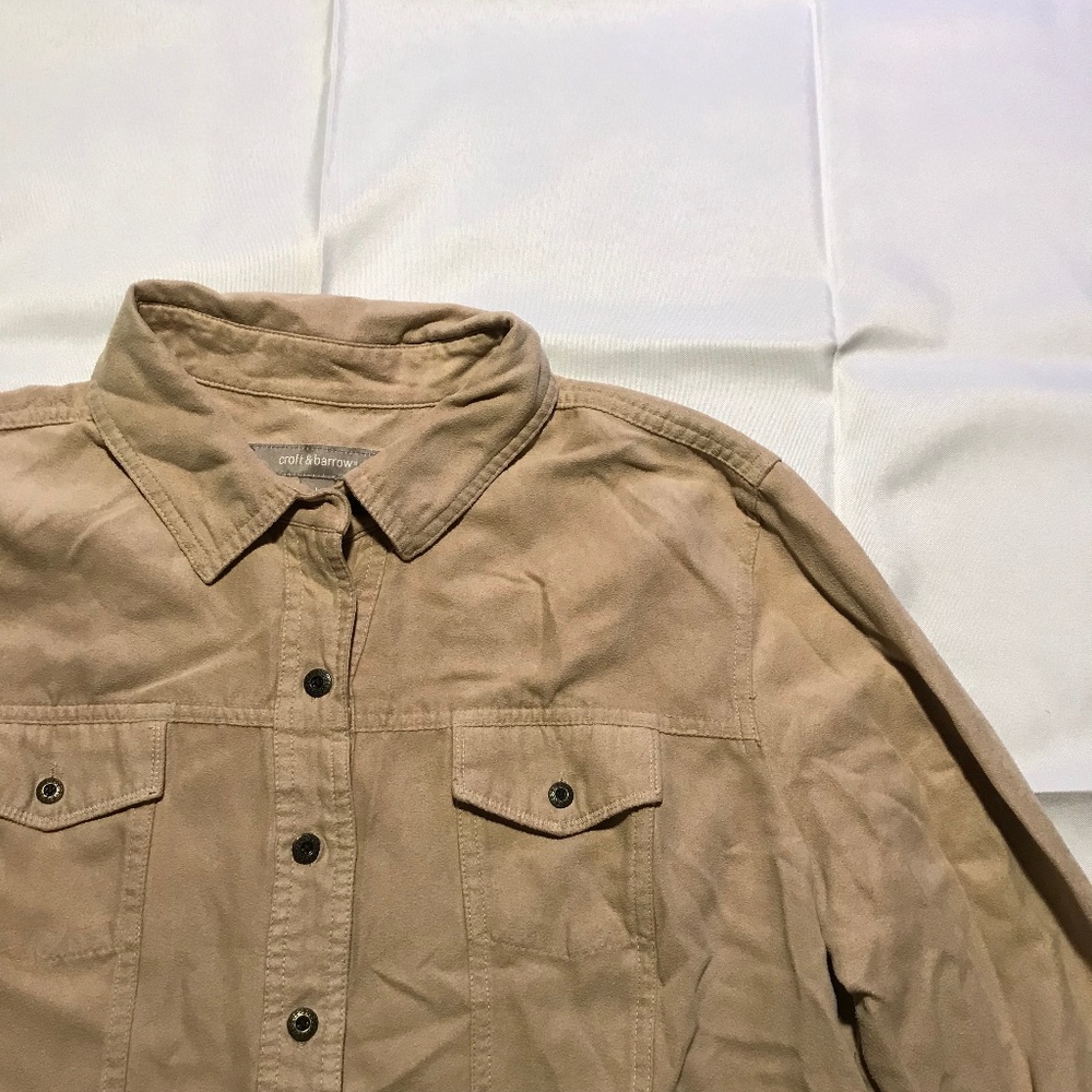 Croft & Barrow | Velvety Tan Button Down Size L